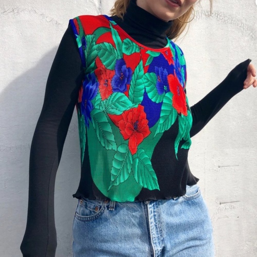 Vintage Pleated Floral Silky Tank Top